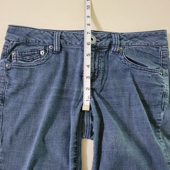 Candie's Women's Blue Skinny Leg Denim Jeans - Picture 5 of 11